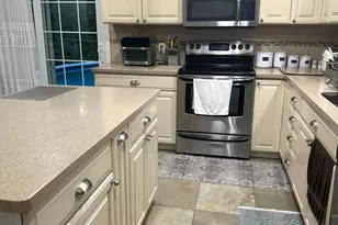 7 Lorraine Ave, Lewiston, ME 04240 - Photo 17