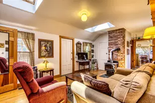 85 Cir Farm Ln, Blue Hill, ME 04614 - Photo 7