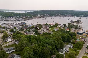 26 Sea St, Boothbay Harbor, ME 04538 - Photo 5
