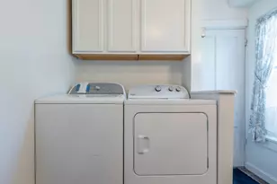 31 Bay St, Boothbay Harbor, ME 04538 - Photo 25