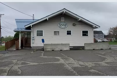 33 Davis Street, Presque Isle, ME 04769 - Photo 25