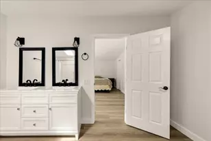 581 The Shore Rd, Castine, ME 04421 - Photo 27