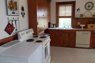 881 Pond Rd, Gouldsboro, ME 04607 - Photo 17