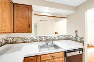 7 Wonderbrook Dr, Kennebunk, ME 04043 - Photo 9