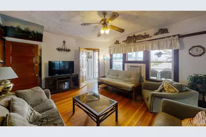 40 E Grand Avenue, Old Orchard Beach, ME 04064 - Photo 23