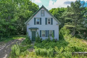 35 Church St, Ellsworth, ME 04605 - Photo 3