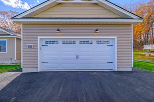 33 Woodbrey Ln, Standish, ME 04084 - Photo 5