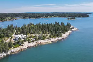 86 City Point Rd, Vinalhaven, ME 04863 - Photo 3