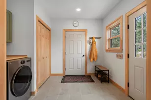 86 City Point Rd, Vinalhaven, ME 04863 - Photo 15