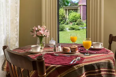 73 Talbot Avenue, Rockland, ME 04841 - Photo 11