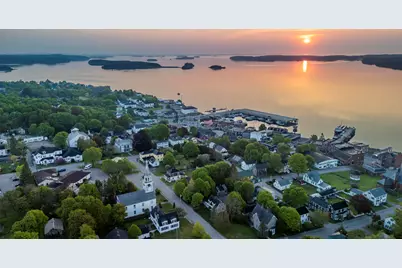 10 Shackford Street, Eastport, ME 04631 - Photo 9