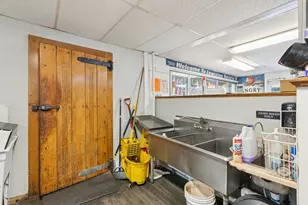 88 Russell St, Lewiston, ME 04240 - Photo 25