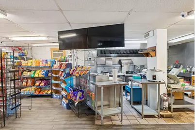 88 Russell Street, Lewiston, ME 04240 - Photo 11