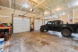 25 Amos Ct, Lewiston, ME 04240 - Photo 77