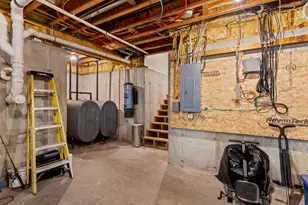 25 Amos Ct, Lewiston, ME 04240 - Photo 79