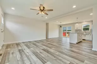 8 Colony Wy, Kittery, ME 03904 - Photo 3