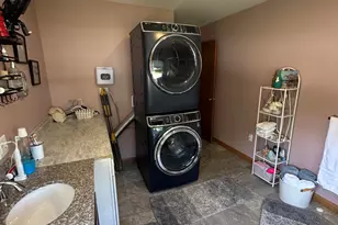 92 Ohio St, Millinocket, ME 04462 - Photo 21