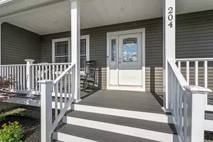 204 Edenfield Dr, Hermon, ME 04401 - Photo 13
