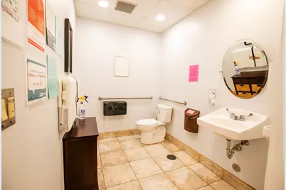 557 Hammond Street, Bangor, ME 04401 - Photo 9