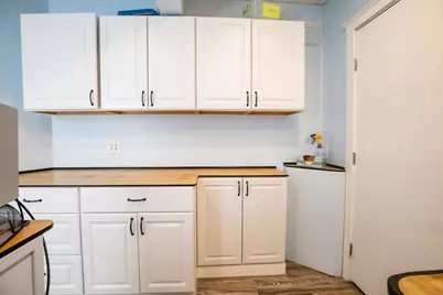 557 Hammond Street, Bangor, ME 04401 - Photo 19