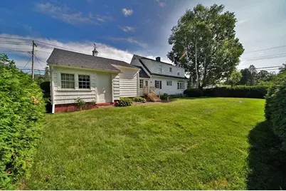 33 Pleasant Street, Houlton, ME 04730 - Photo 25