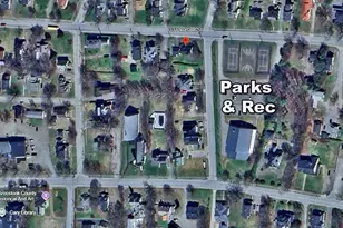 33 Pleasant St, Houlton, ME 04730 - Photo 21