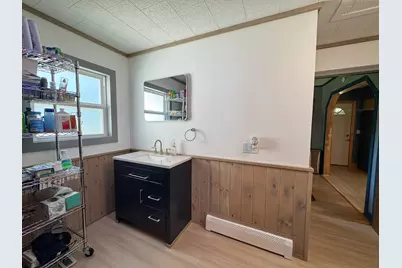 26 Hale Street, Lincoln, ME 04457 - Photo 15