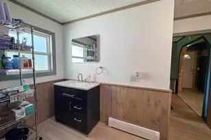 26 Hale St, Lincoln, ME 04457 - Photo 15