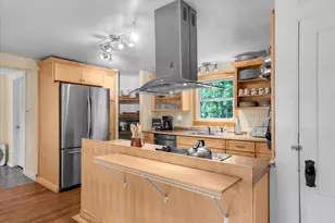 10 Green St, Castine, ME 04421 - Photo 19