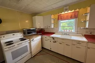 10 Palm St, Baileyville, ME 04694 - Photo 21