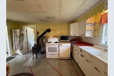 10 Palm Street, Baileyville, ME 04694 - Photo 17