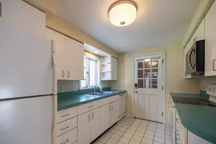 16 Brooks Ave, Lewiston, ME 04240 - Photo 9