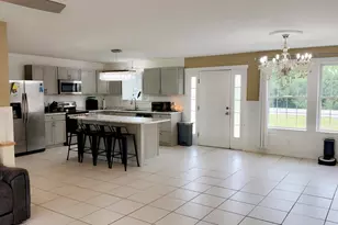 28 Pleasant Hill Dr, Waterville, ME 04901 - Photo 17