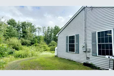 28 Pleasant Hill Drive, Waterville, ME 04901 - Photo 9