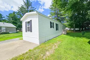 136 Pine Tree Ln, Farmington, ME 04938 - Photo 11