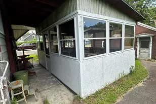 47 York St, Millinocket, ME 04462 - Photo 21