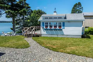 16 Monument St, Lubec, ME 04652 - Photo 5