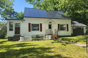 34 Cedar St, East Millinocket, ME 04430 - Photo 33