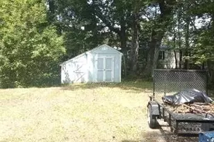 9 Oak St, Jay, ME 04239 - Photo 3