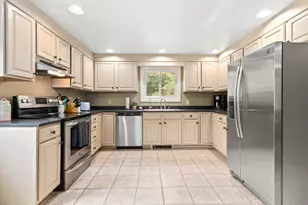 93 Two Rod Rd, Scarborough, ME 04074 - Photo 9