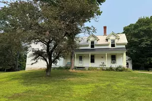 75 Pleasant Ave, Sangerville, ME 04479 - Photo 3