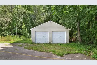 47 Bray Avenue, Fairfield, ME 04937 - Photo 11