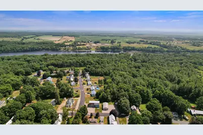 47 Bray Avenue, Fairfield, ME 04937 - Photo 7