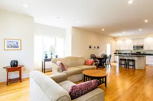 220 Camden St, Rockland, ME 04841 - Photo 11