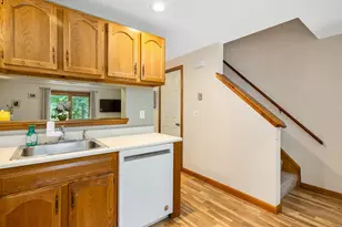 73 Ocean Park Rd, Saco, ME 04072 - Photo 17