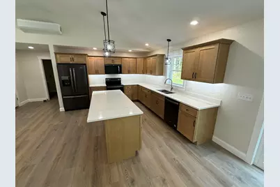 22 Lindsay Way, Sidney, ME 04330 - Photo 7