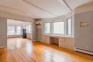 32 Orange St, Lewiston, ME 04240 - Photo 15