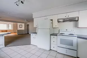 32 Orange St, Lewiston, ME 04240 - Photo 7