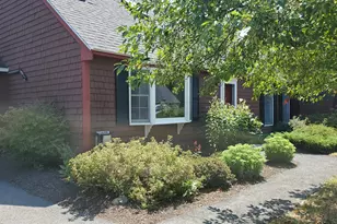 32 Cortland Cir, Bangor, ME 04401 - Photo 3