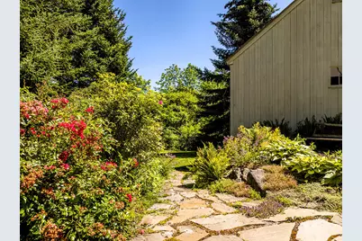 34 Curtis Avenue, Camden, ME 04843 - Photo 43